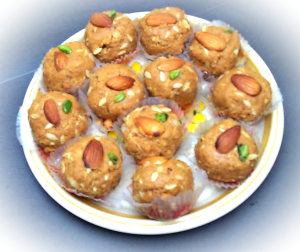 1 Kg. Panjiri Ladoo 