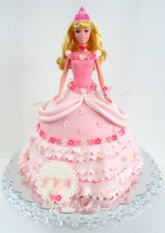 2 Kg Doll Cake