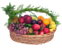 2 Kg Fruit Basket and 6 flowers